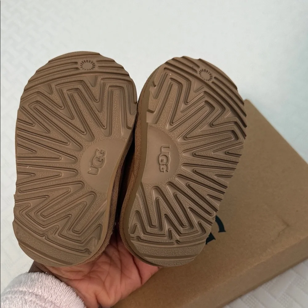 UGG Tasman II Chestnut Slip-Ons - Picture 4 of 5